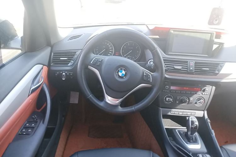 Used BMW X1 2014 sDrive18i Fashion Model