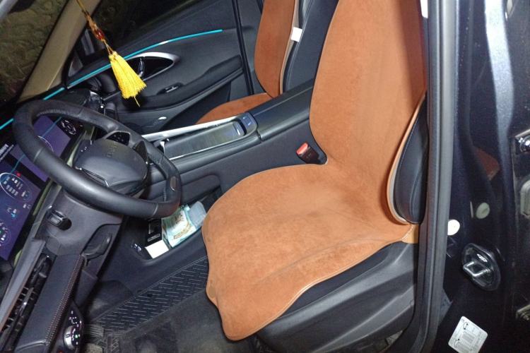 Used EXEED Lingyun 2024 300T Two-Wheel Drive Starlight Edition
