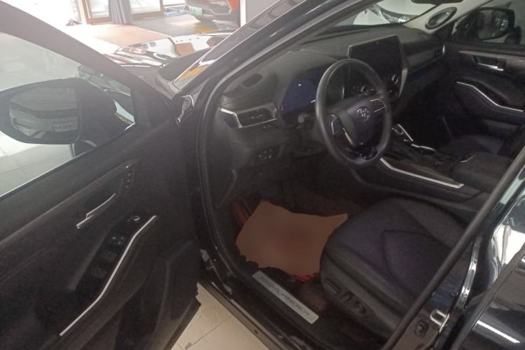 Used Toyota Highlander 2023 2.5L Smart Electric Hybrid Dual-Motor All-Wheel-Drive Supreme Edition – 7 Seats
