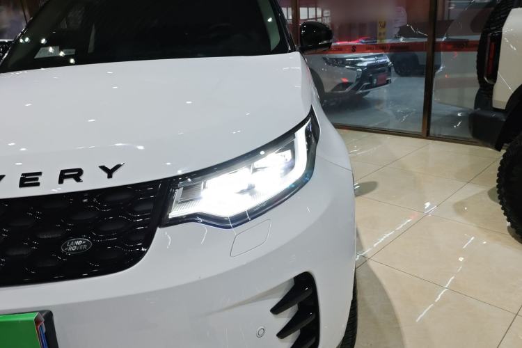 Used Land Rover Discovery 2021 360 PS R-Dynamic SE Left Front Headlight