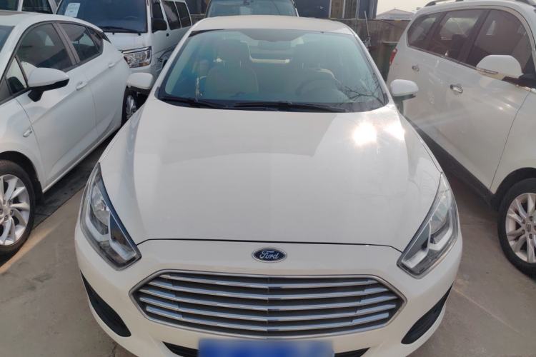 Used Ford Escort 2017 Revised Version 1.5L Manual Comfort Edition
