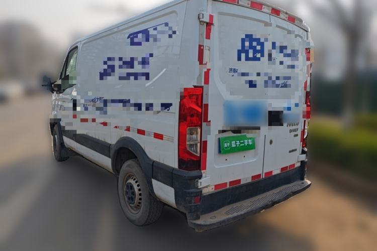 Used Iveco Eurocargo 2018 2.3T Short-Wheelbase Low-Roof Van F1A