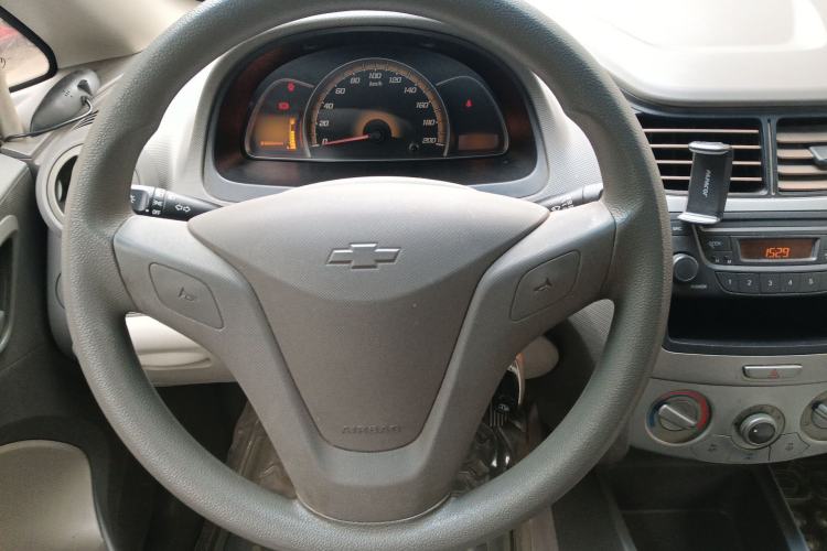 Used Chevrolet Sail 2010 Sedan 1.2L Manual Fashion Edition Steering Wheel