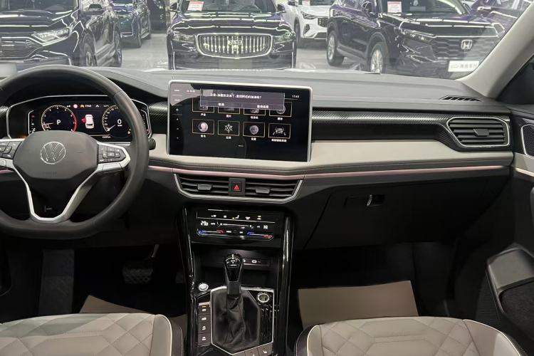 Used Volkswagen Tayron 2023 280TSI Two-Wheel-Drive Luxury Plus Advanced Version