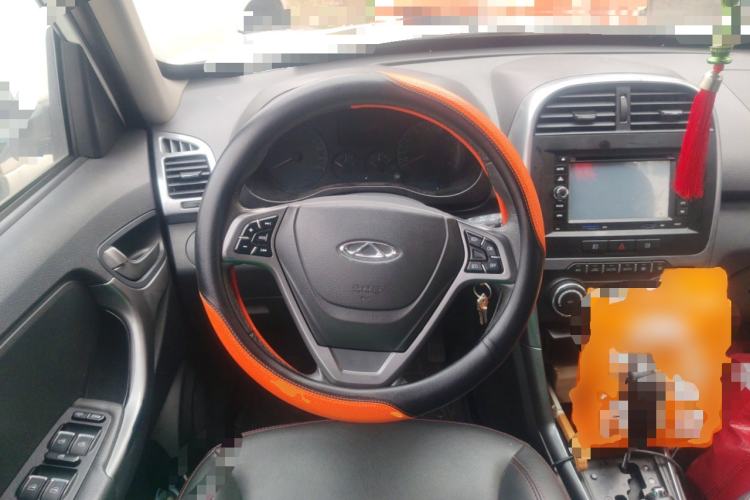 Used Chery Tiggo 3 2015 1.6L CVT ZhiShang Commemorative Edition