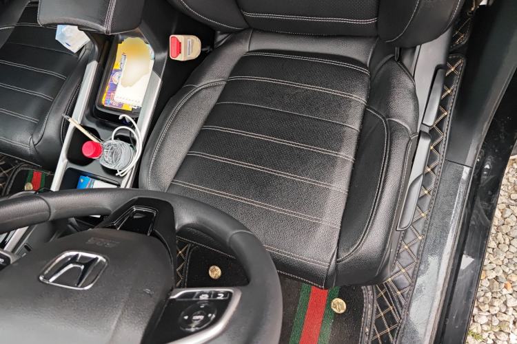 Used Honda CR-V 2021 240TURBO CVT 2WD Comfort Version Left Front Seat