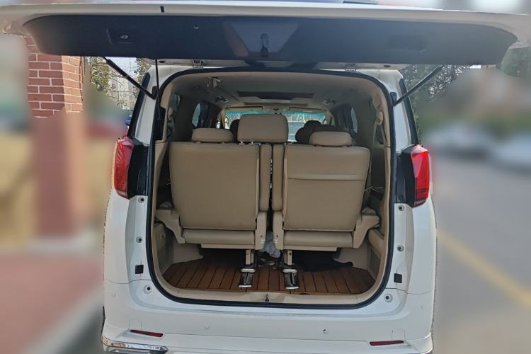 Used Toyota Alphard 2011 3.5L Luxury Edition