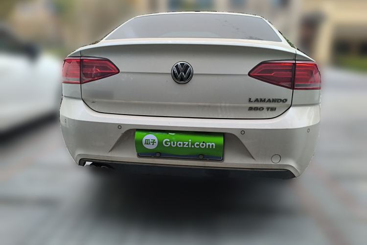 Used Volkswagen Lamando 2015 280TSI Manual Comfort Edition
