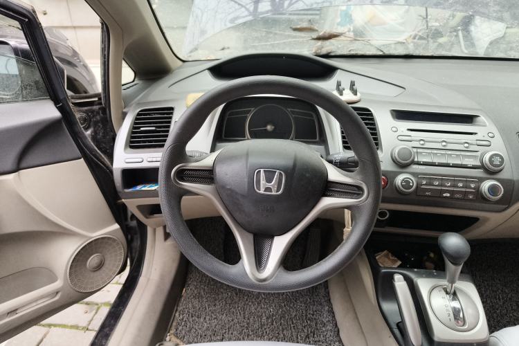 Used Honda Civic 2009 1.8L automatic comfort version
