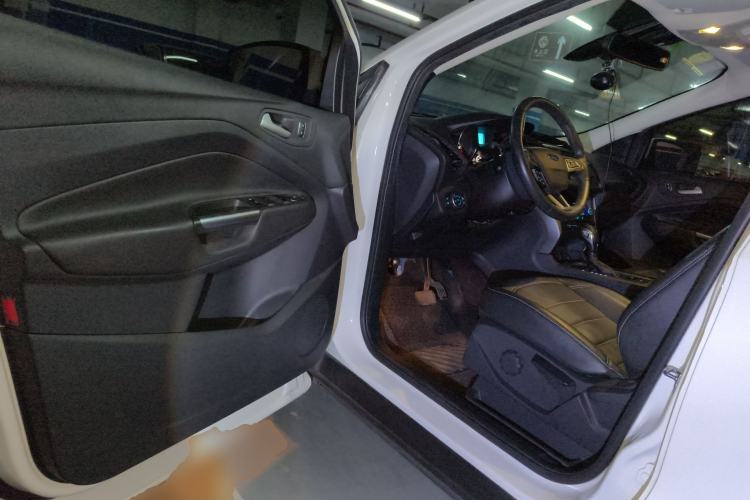 Used Ford Kuga 2018 EcoBoost 180 Two-Wheel-Drive Platinum Edition