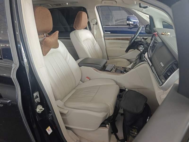 Used GAC Trumpchi M8 2018 320T Luxury Edition – Premium — 24