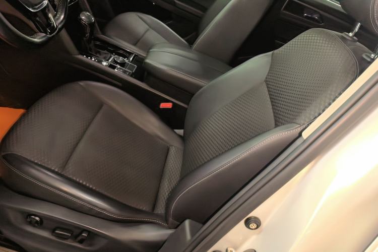 Used Volkswagen Teramont 2019 380TSI Four-Wheel Drive Comfort Edition China V Standard Left Front Seat