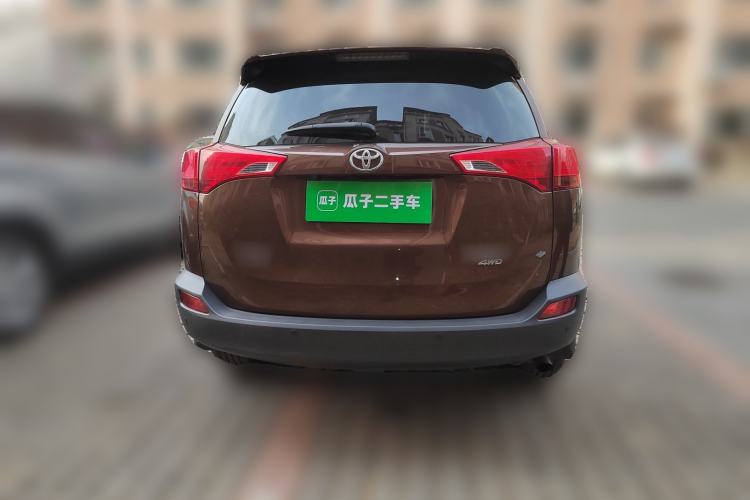 Used Toyota RAV4 2015 2.0L CVT 4x4 Trend Edition Rear