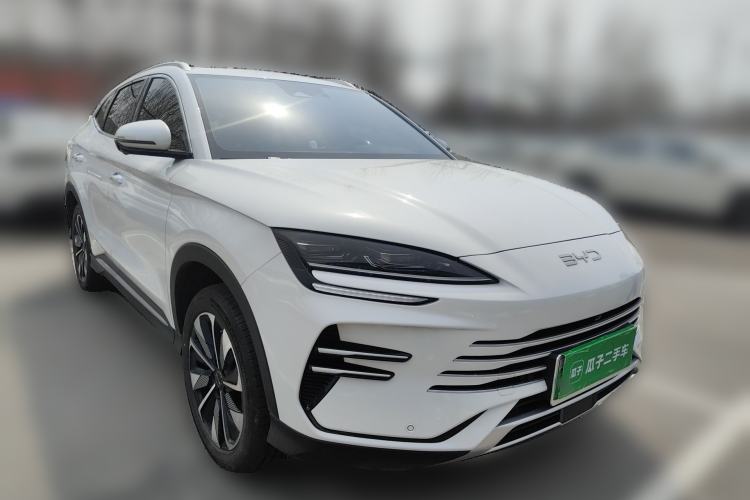 Used BYD Song PLUS New Energy 2025 DM-i 112KM Prestige Model Front Right 45 Deg