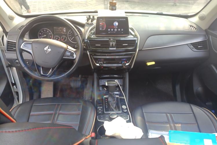 Used BORGWARD BX5 2017 20TGDI Automatic Two-Wheel Drive Pioneer Edition
