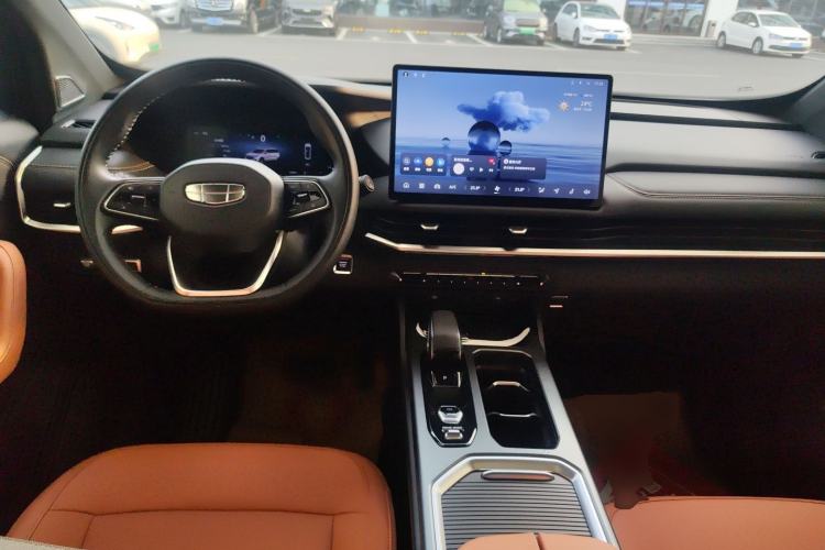 Used Geely Auto Haoyue L 2023 2.0T DCT Flagship Version Center Console