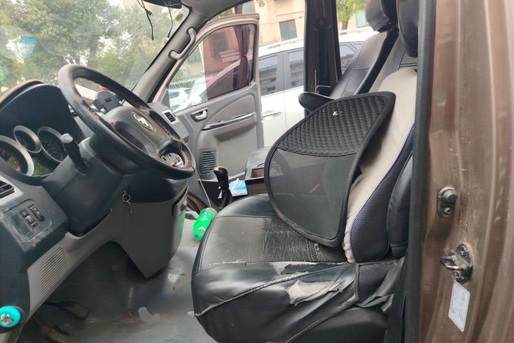 Used Foton MP-X E 2017 2.0L New Express Long Wheelbase 4Q20M Left Front Seat