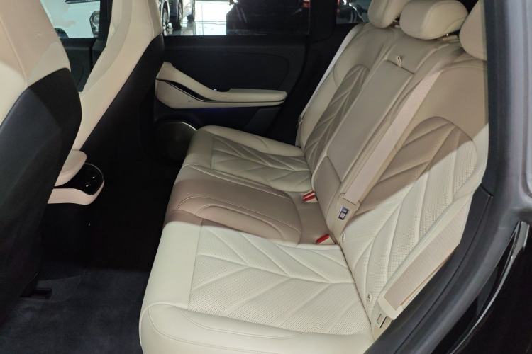 Used Nio ET5T 2025 75 kWh Touring Left Rear Seat