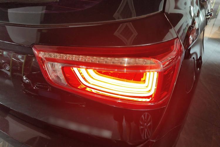 Used Baojun 560 2017 1.5T DCT Flagship Model 7 Seats