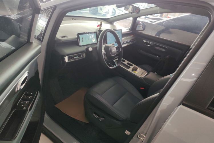 Used AION Y 2023 Plus 510 Smart Edition Left Front Seat