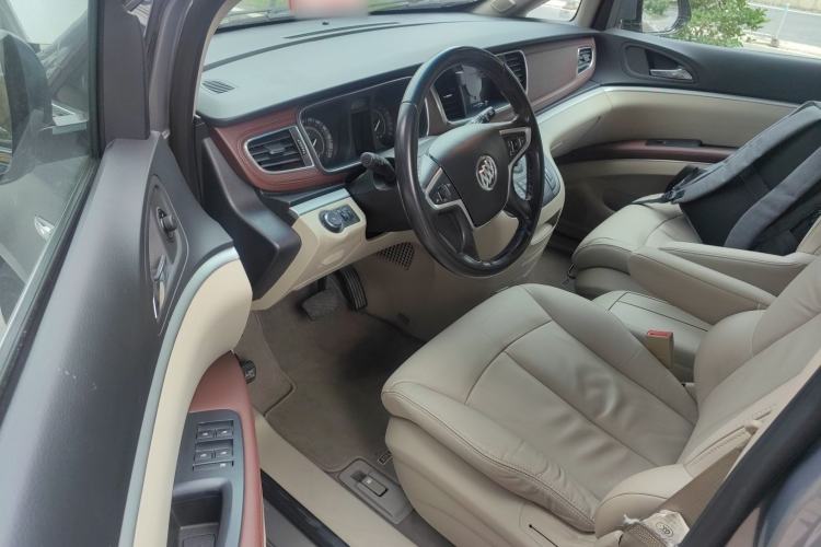 Used Buick GL8 2017 25S Luxury Version China V Standard Driver Seat