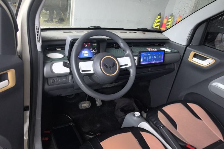 Used Wuling Hongguang MINIEV 2022 GAMEBOY 200km Gaming Edition with Lithium Iron Phosphate