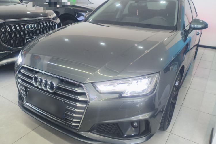 Used Audi A4L 2019 40 TFSI Fashion Edition China VI Emission Standard
