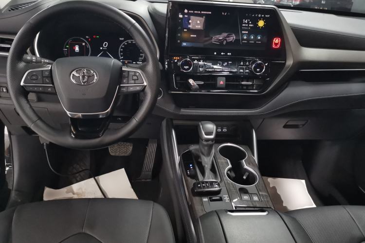 Used Toyota Highlander 2024 2.5L Smart Electric Hybrid Dual-Engine Four-Wheel Drive Prestige Version – 7 Seats