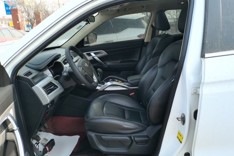 Used Geely Auto Emgrand X7 Sport 2016 2.0L Manual ZhiShang Version