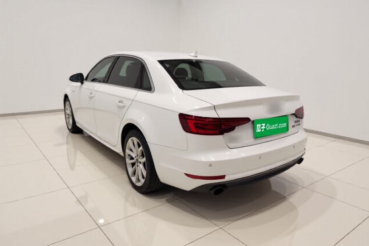 Used Audi A4L 2017 Plus 40 TFSI Ambition Model Rear Left 45 Deg