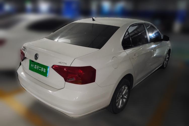 Used Volkswagen Jetta 2017 1.4L Manual Fashion Edition
