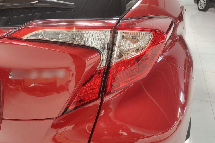 Used Toyota C-HR 2018 2.0L Leading Edition China VI