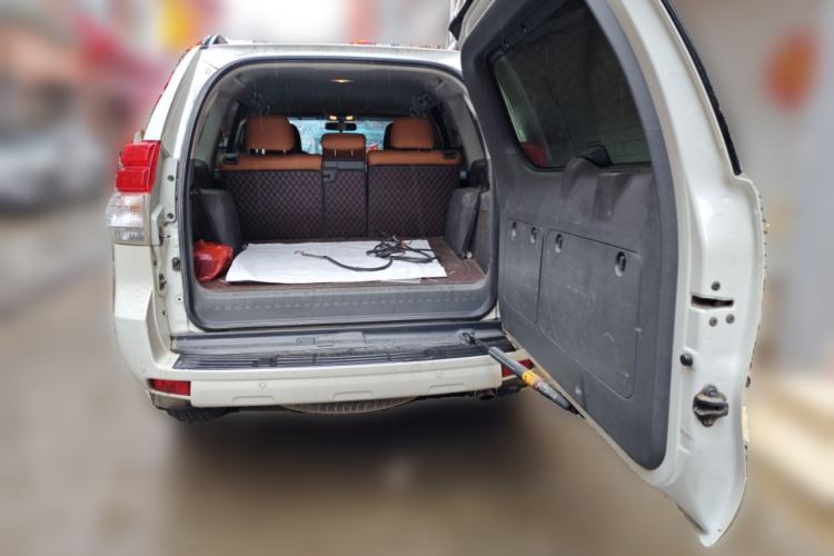 Used Toyota Prado  Trunk