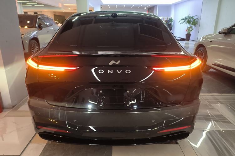 Used ONVO L60 2024 60 kWh Rear-Drive Version