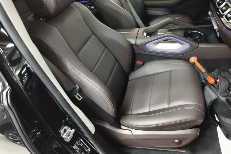 Used Mercedes-Benz GLE 2022 GLE 350 4MATIC Stylish Model Right Front Seat