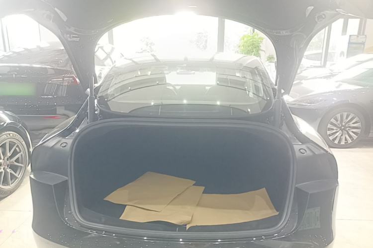 Used Tesla Model 3 2023 Long-Range All-Wheel-Drive Version