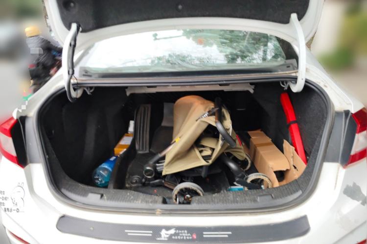 Used Chevrolet Cruze 2017 1.5L Automatic Pioneer Sunroof Edition
