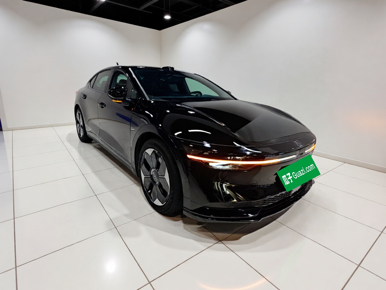 Zeekr 007 2025 Rear-Drive Intelligent Driving Version 75 kWh — снимка 3