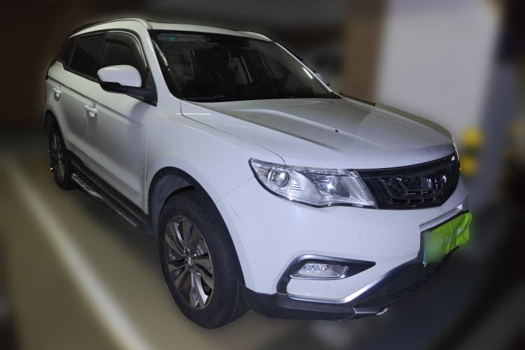 Used Geely Auto Emgrand X7 Sport 2016 2.0L Manual Smart Connect Version Front Right 45 Deg