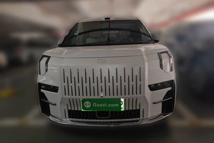 Used Zeekr 009 2024 7-Seater Aisle Version 108 kWh