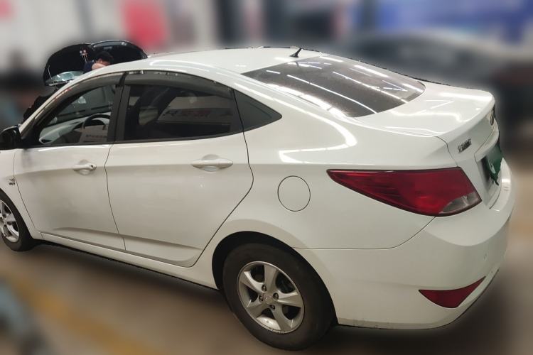 Used Hyundai Verna (older generation) 2014 1.4L Manual Smart GLS Trim
