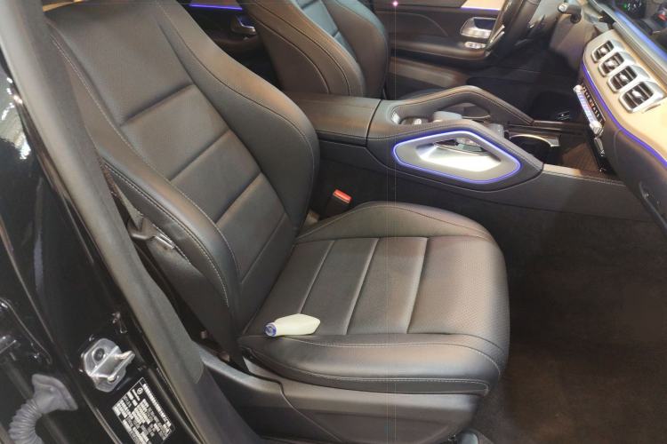 Used Mercedes-Benz GLE New Energy 2021 GLE 350 e 4MATIC Coupe SUV Right Front Seat