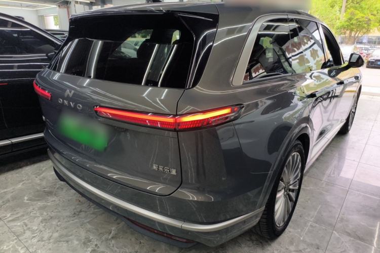 Used ONVO Luxeed L90 2025 Model—Max Six-Seater Version Rear Right 45 Deg