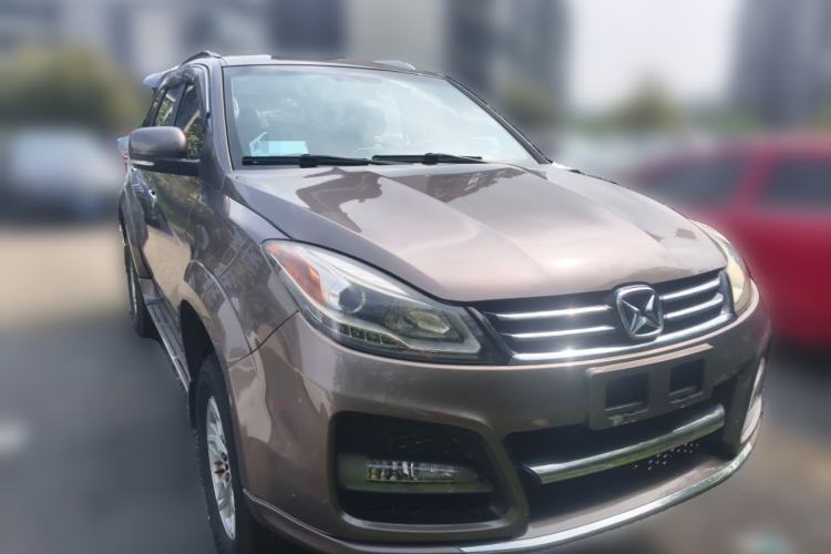 Used JMC Yusheng S350 2014 2.4T Automatic 2WD Diesel Luxury Version with Sunroof 5 Seats
