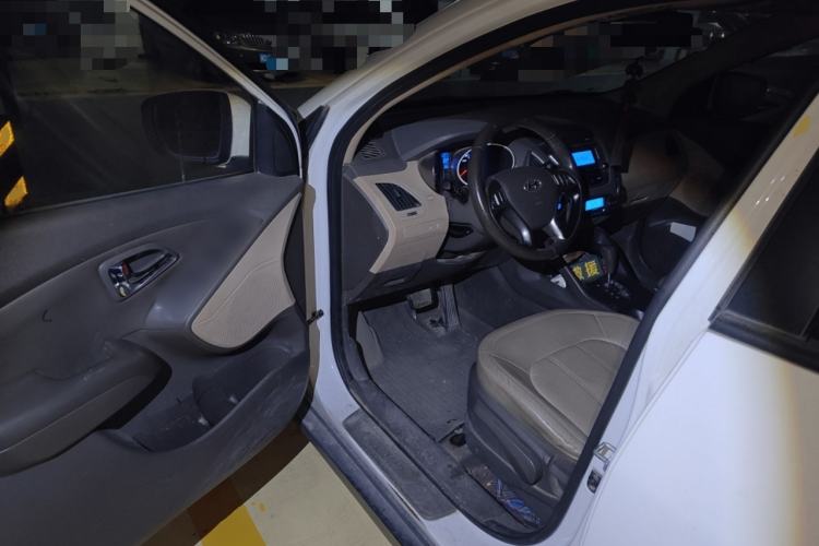 Used Hyundai ix35 2010 2.0L Automatic Two-Wheel Drive Elite Edition GLS