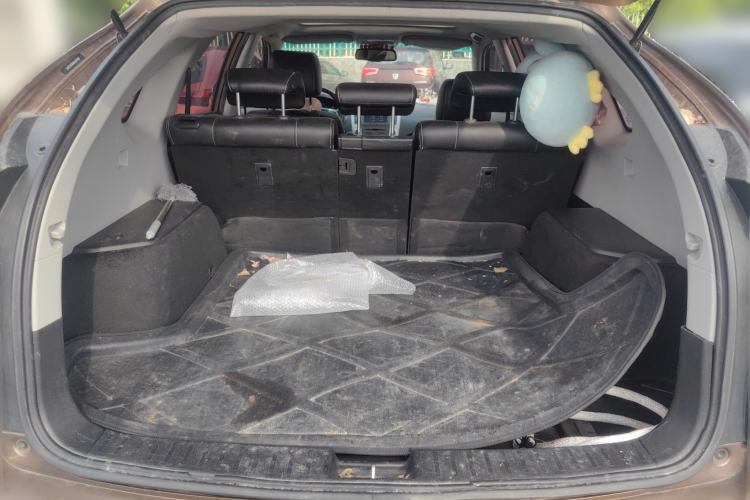 Used BYD S6 2013 Platinum Edition 2.4L Automatic Luxury Model Trunk