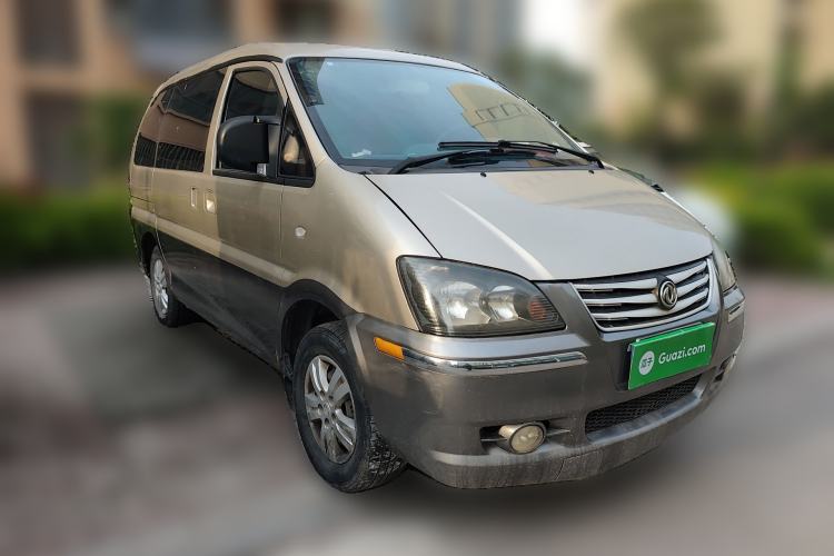 Used FORTHING Lingzhi 2014 M3 1.6L 7-Seater Comfort Model Front Right 45 Deg