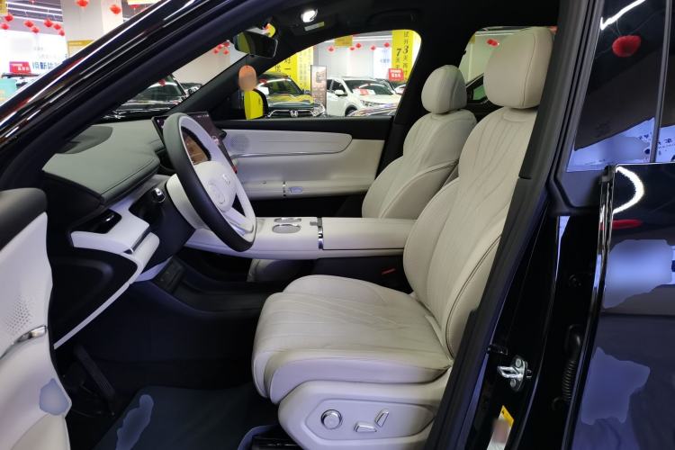 Used CHANGAN NEVO Q07 2025 215 Prestige Edition