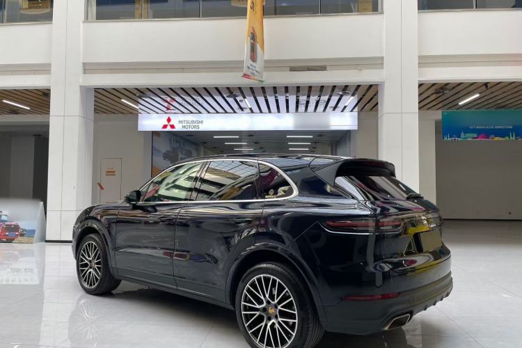 Used Porsche Cayenne 2019 Cayenne 3.0T Exterior 3