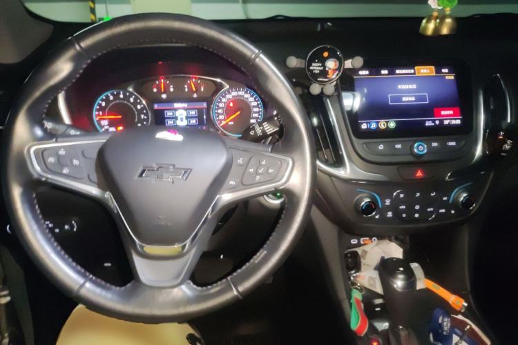 Used Chevrolet Equinox 2019 Redline 550T Automatic All-Wheel-Drive RS Model China VI Standard
